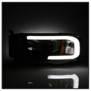 Dodge Ram 1500 Headlights - SPYDER - Light Bar Projector - Black - `02-`05