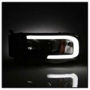Dodge Ram 1500 Headlights - SPYDER - Light Bar Projector - Black - `02-`05