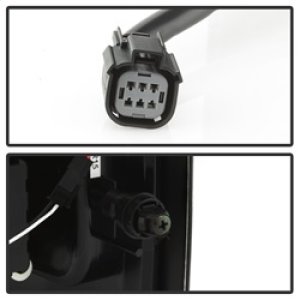 Chevrolet Colorado LED Tail Lights - SPYDER - Light Bar - Black Smoke - `15-`17 Chevrolet Colorado LED Tail Lights - SPYDER - Light Bar - Black Smoke - `15-`17