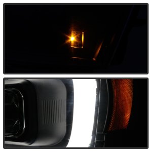 Chevrolet Tahoe Headlights - SPYDER - Projector; LED Low Beam; Halogen High Beam; Sequential Turn Signal - Black - `07-`14