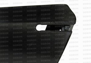 Nissan GT-R R35 Doors - Seibon - OEM Style, 3K 2x2 Twill, Gloss Clear Coat - Carbon Fiber - `09-`11