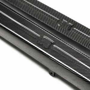 Nissan GTR Door Sills - Seibon - OEM Style - Carbon Fiber - `09-`10