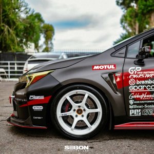 Toyota Corolla Fender - Seibon - OE-Style Dry Carbon - 2023+