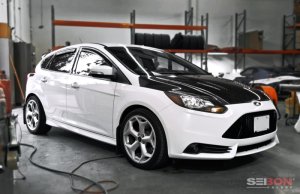 Ford Focus Hood - Seibon - RS-Style - Carbon Fiber - `12-`13