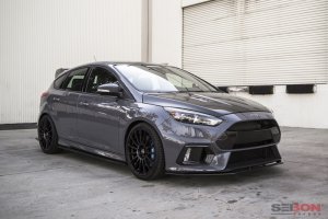 Ford Focus RS Hood - Seibon - RS-style - Carbon Fiber - `15-`18 Ford Focus RS Hood - Seibon - RS-style - Carbon Fiber - `15-`18