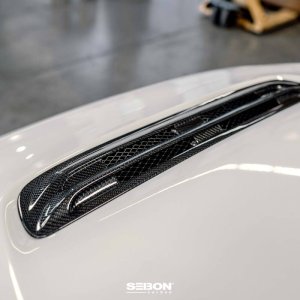 Honda Civic Type R Hood Scoop - Seibon - Carbon Fiber - 2023+