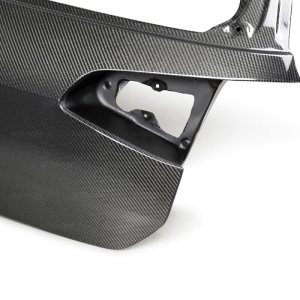 Volkswagen Golf R Trunk Lid - Seibon - OEM-Style - Carbon Fiber - `15-`19