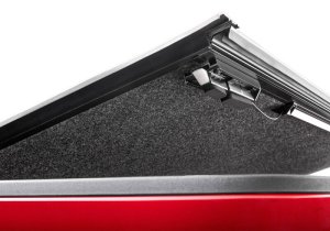 Ford F-250 Tonneau Cover - Undercover - Fusion Bed Cover - Hard Fold - Magnetic Effect - 2017