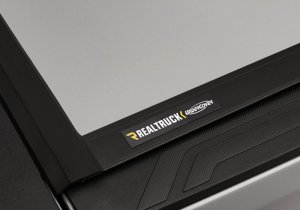 Toyota Tacoma Fusion Bed Cover - Undercover - Tri-fold, Rugged Aluminum Panel, Color-Matched - Attitude Black - `16-`23