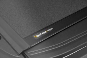 GMC Sierra 2500 HD Folding Bed Cover - Undercover - Armor Flex - Black Textured - `20-`26