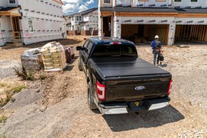 Ford F-150 Tonneau Cover - Undercover - Triad - Matte Black - `04-`25