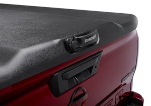 Nissan Frontier Tonneau Cover - Undercover - Elite - Black Textured - `22-`26