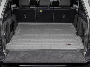 Land Rover Discovery Cargo Liner - Cargo Area (Behind 2nd Row) - WeatherTech - Custom-Fit TPO with Raised Lip and Textured Finish; w/ 4-Zone Climate Control - Grey - `17-`27