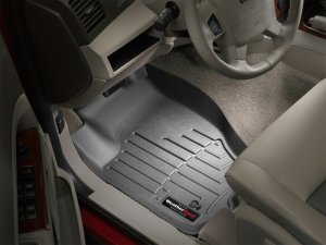 Jeep Grand Cherokee Floor Mat Set - Front - WeatherTech - FloorLiner DigitalFit - Black - `05-`10