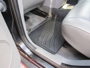 Jeep Grand Cherokee FloorLiner - Rear - WeatherTech - DigitalFit - Black - `05-`10