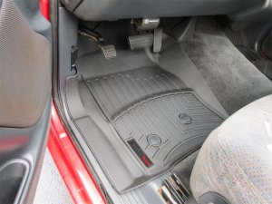 Chevrolet Silverado FloorLiner - Front - WeatherTech - DigitalFit - Black - `99-`07
