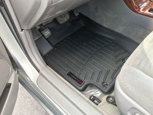 Toyota Camry FloorLiner - Front - WeatherTech - DigitalFit - Black - `02-`06