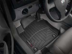 Volkswagen Jetta Front FloorLiner - WeatherTech - DigitalFit - Black - `05-`10