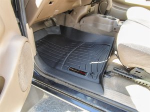 Toyota 4Runner FloorLiner - Front - WeatherTech - DigitalFit - Black - `96-`02