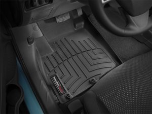 Mitsubishi Outlander FloorLiner - Front - WeatherTech - DigitalFit - Black - `07-`15