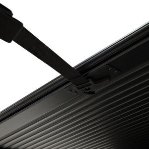 Toyota Tacoma Tonneau Cover - Westin - Manual Retractable - Black - `16-`23