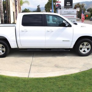 Ram 1500 Quad Cab Nerf Bars - Westin - PRO TRAXX 4 Oval - Black - `19-`20