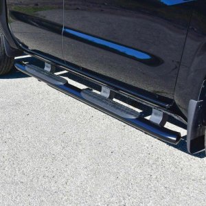 Nissan Frontier Crew Cab Nerf Bars - Westin - PRO TRAXX 4 Oval - Black - 2022+