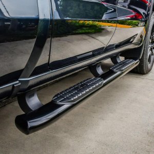 Chevrolet Silverado Nerf Bars - Westin - PRO TRAXX 5 Oval - Black - `19-`20