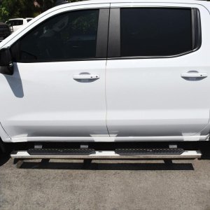 GMC Sierra 1500 Crew Cab Nerf Bars - Westin - R5 with 5 inch wide step area - Stainless Steel - `19-`27
