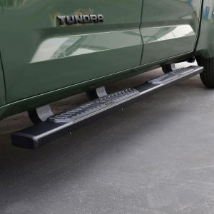 Toyota Tundra Nerf Bars - Westin - R5 - Black - `22-`23 Toyota Tundra Nerf Bars - Westin - R5 - Black - `22-`23