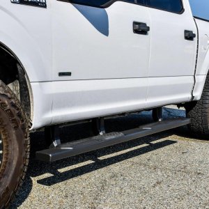 Ford F-150 Nerf Bars - Westin - R5 XD - Black - `15-`21