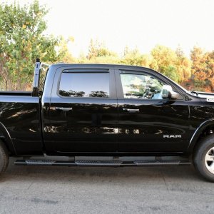 Ram 1500 Crew Cab Nerf Bars - Westin - R5 M-Series Wheel-to-Wheel - Black - `19-`21