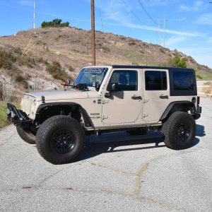Jeep Wrangler JKU Running Boards - Westin - Pro-e Power (Electric), 6-inch Aluminum, LED Lighting, IP68 Motors - Textured Black - `07-`18