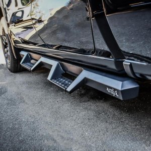 Chevrolet Silverado Nerf Bars - Westin - HDX Drop - Textured Black - `19-`20