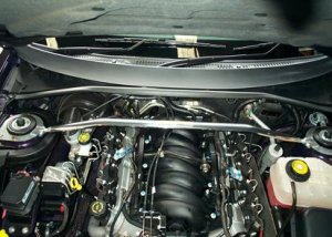 Pontiac GTO Strut Bars - Front - Whiteline - Adjustable - `04-`06