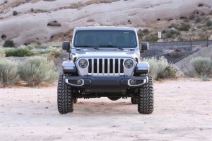 Jeep Gladiator JT Suspension Lift Kit - Fabtech - 3in Trail w/DLSS Shocks - `20-`21
