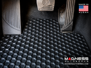 Alfa Romeo Stelvio Floor Mat Set - All Weather Rubber Front 2 Piece Set - Black