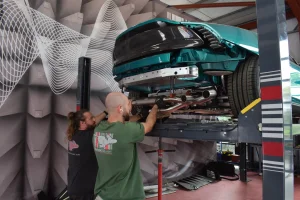 Aston Martin Vanquish Performance Exhaust - Titan Sport w/ Sound Architect - Quicksilver - V12 2025+