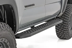 Toyota Tacoma Running Boards - Rough Country - RPT2 - Double Cab - Black - '16 - '23