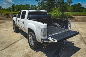 Chevrolet Silverado 1500 Bed Cover - Rough Country - Hard Cover - Roll Up - 5'9" Bed - '07-'13