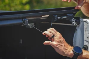 GMC Sierra 1500 Bed Cover - Rough Country - Hard Cover - Roll Up - 5'9" Bed - '07-'13