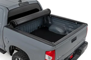 Toyota Tacoma Bed Cover - Hard Roll Up - Rough Country - '07-'21- 5'7" Bed