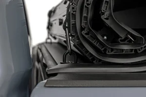 Toyota Tacoma Bed Cover - Hard Roll Up - Rough Country - '07-'21- 5'7" Bed