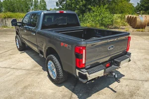 Ford Super Duty Powered Retractable Bed Cover - 6'10" Bed - Rough Country - '17-'24