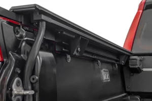 Toyota Tacoma Truck Bed Cover - Powered Retractable - Rough Country - 5' Bed