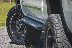 Chevrolet Silverado 1500 Running Boards - AC2 Amber/White LED - Rough Country - Crew Cab '07 - '18