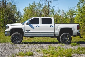 Chevrolet Silverado 1500 Running Boards - AC2 Amber/White LED - Rough Country - Crew Cab '07 - '18