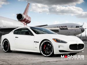 Maserati GranTurismo Custom Wheels - VPS-305T by Vossen - Black / White Maserati GranTurismo Custom Wheels - VPS-305T by Vossen - Black / White