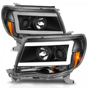 Toyota Tacoma Projector Headlights - ANZO - Light Bar Style w/ C Light Bar - Black Housing - Clear Lens - `05-`09