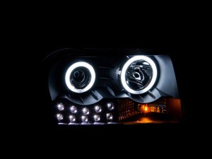 Chrysler 300 Projector Headlights - ANZO - w/ Halo, Clear Lens, Black Housing - Black - `05-`10